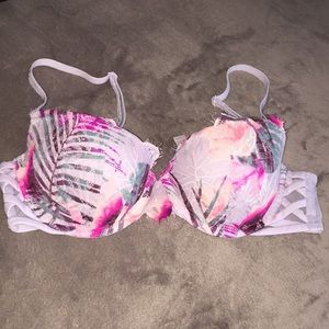BRA! Victoria’s Secret